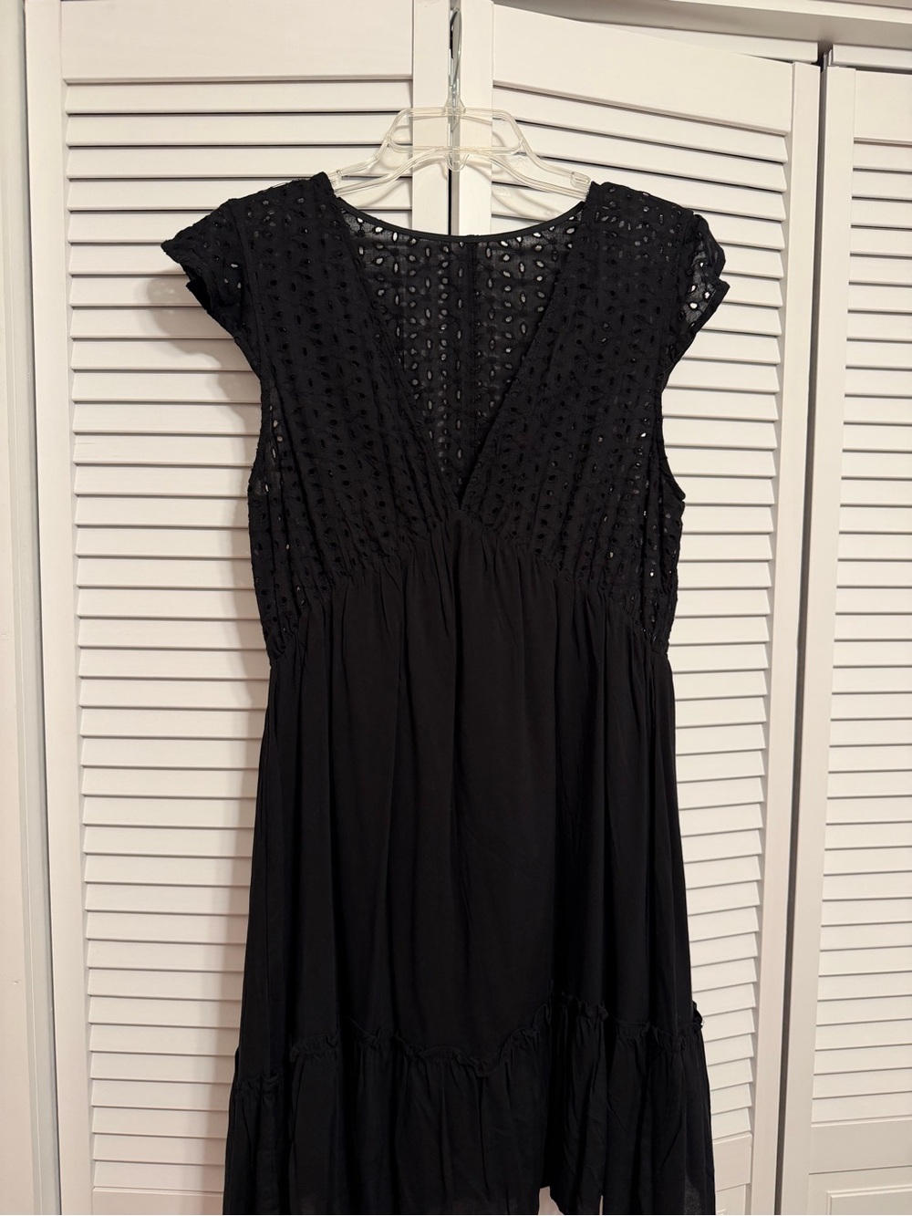SHEIN Black Eyelet V-Neck Cotton Swim Coverup Dress